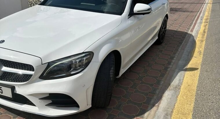 Mercedes C200 full option 2020 Gcc for sale