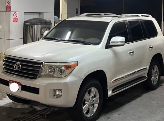 Toyota Land cruiser GXR 2013 full option