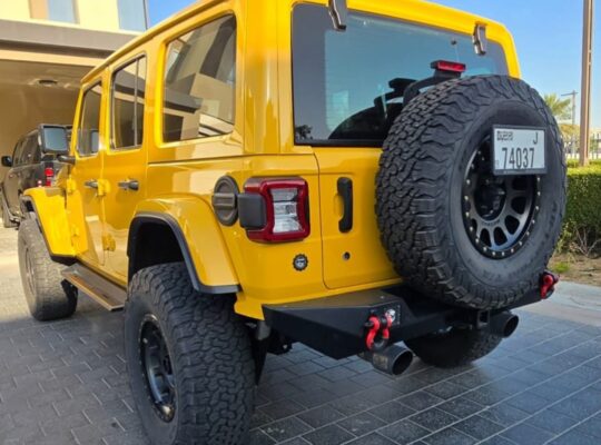 Jeep wrangler Sahara unlimited 2019 Gcc for sale