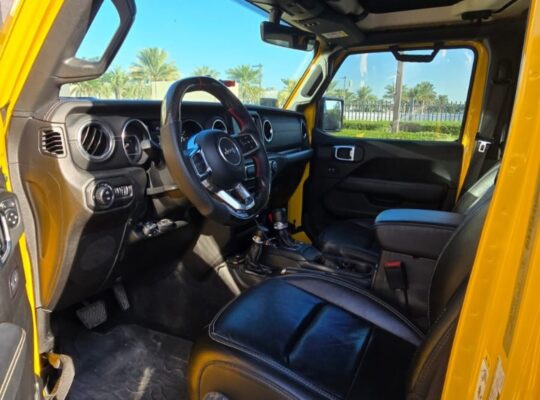 Jeep wrangler Sahara unlimited 2019 Gcc for sale