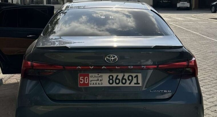 Toyota Avalon limited 2022 Gcc full option