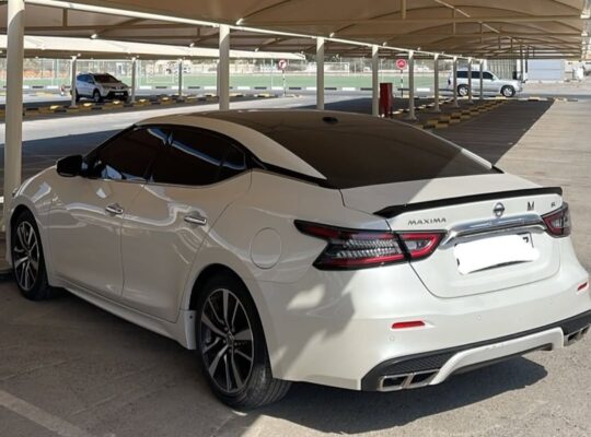 Nissan Maxima SR full option 2020 Gcc for sale