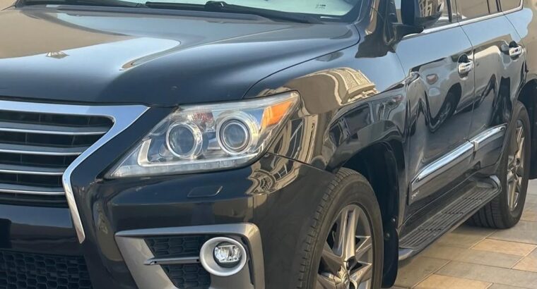 Lexus LX570 sport 2015 Gcc for sale