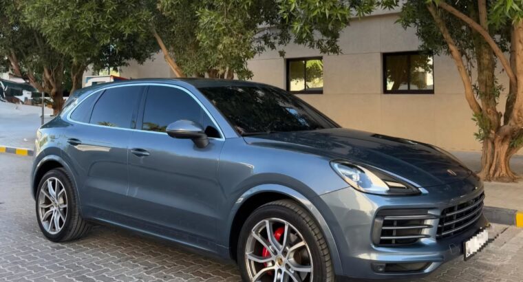 Porsche Cayenne S full option 2019 Gcc