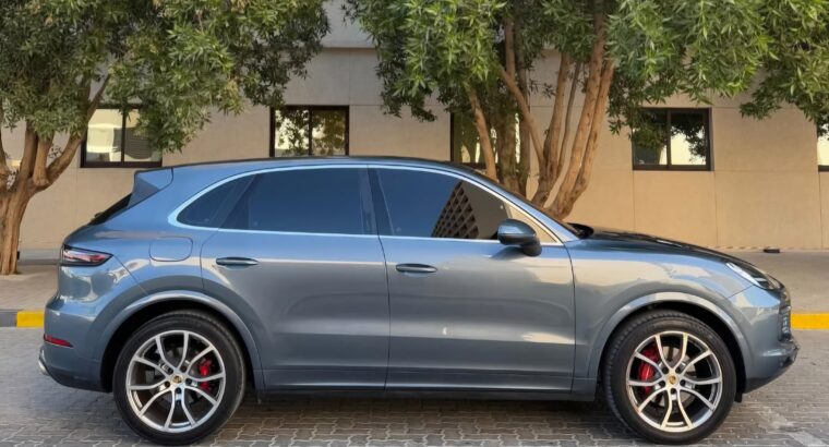 Porsche Cayenne S full option 2019 Gcc
