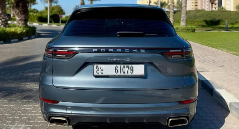 Porsche Cayenne S full option 2019 Gcc