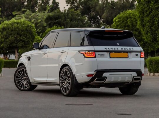 Range Rover sport 2018 Gcc full option for sale