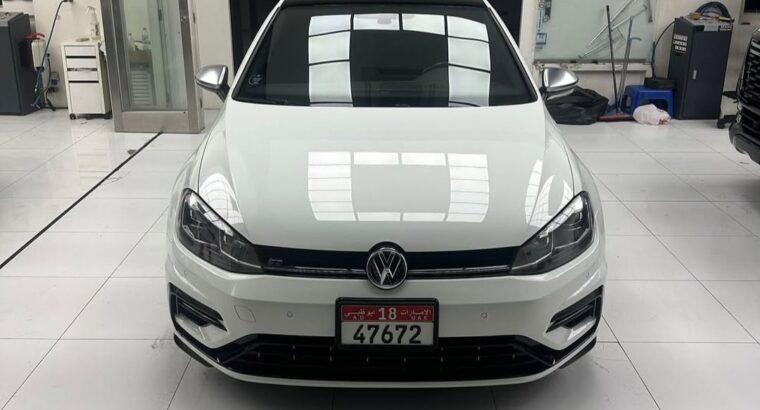 Volkswagen Golf R MK7 full option 2019 Gcc