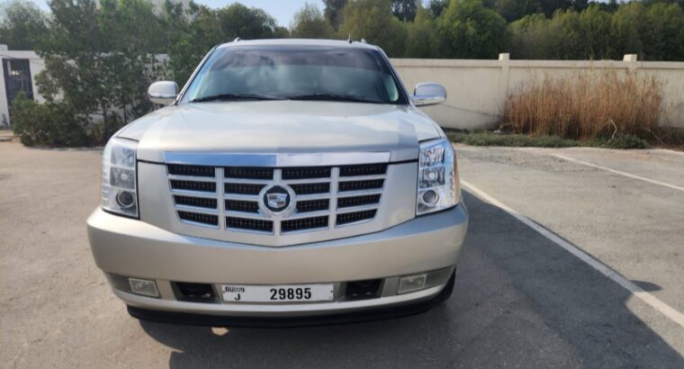Cadillac Escalade pick up 2008 Gcc for sale