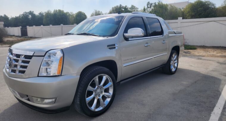 Cadillac Escalade pick up 2008 Gcc for sale