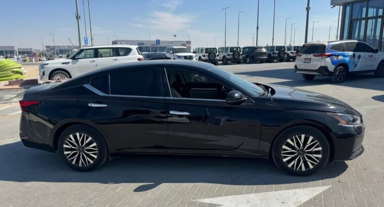 Nissan Altima SV 2023 Gcc full option