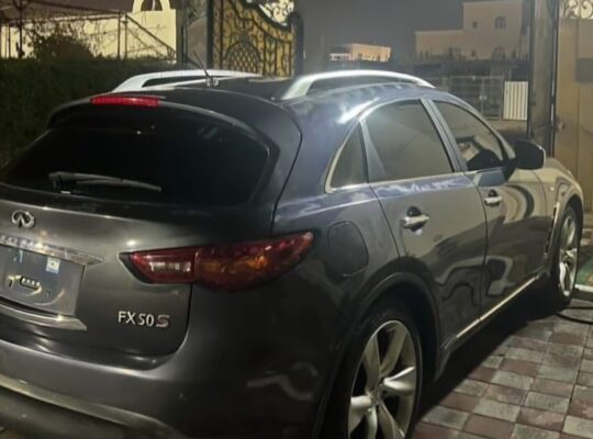 Infiniti FX50s full option 2009 Gcc for sale