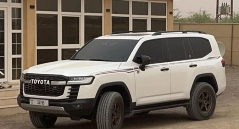 Toyota Land cruiser GR 2022 full option Gcc
