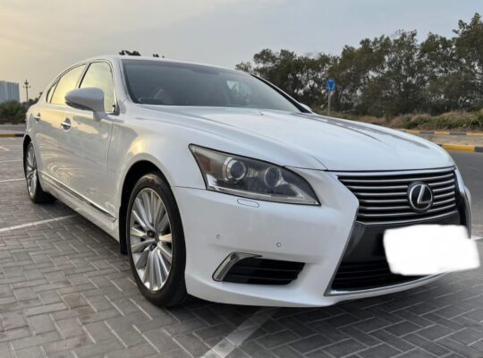 Lexus Ls460L full option 2015 Gcc for sale