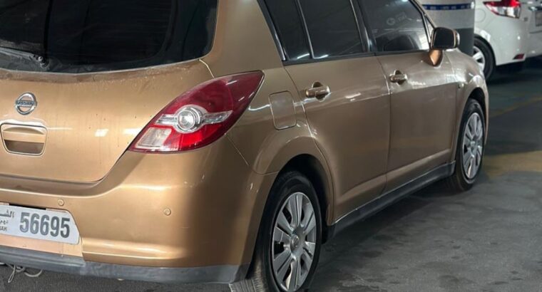 Nissan Tiida Hatchback 2009 Gcc for sale