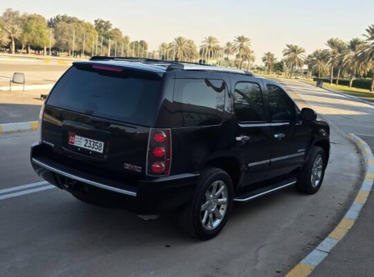 Gmc Youkon Denali 2014 Gcc for sale