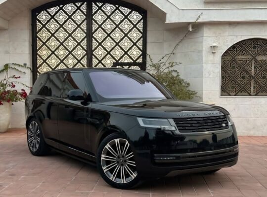 Range Rover vouge HSE 2023 Gcc for sale