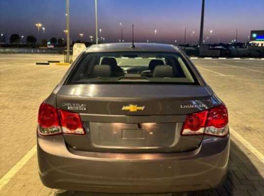 Chevrolet cruz LS 2012 Gcc for sale