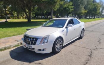 Cadillac CTS full option 2013 Gcc for sale