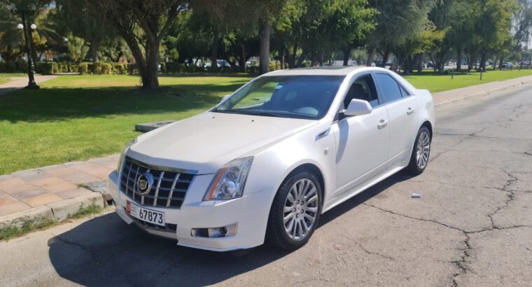Cadillac CTS full option 2013 Gcc for sale