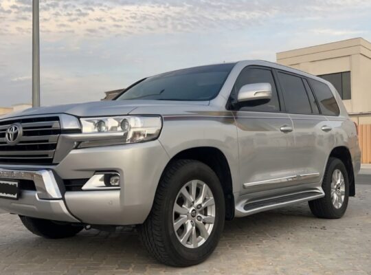 Toyota Land cruiser GXR 2016 Gcc for sale