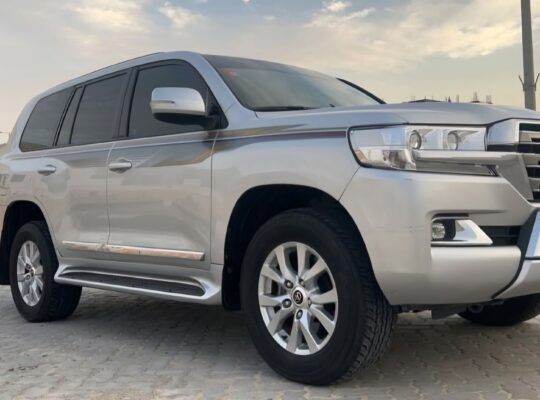 Toyota Land cruiser GXR 2016 Gcc for sale