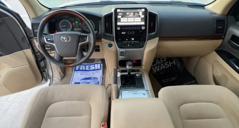 Toyota Land cruiser GXR 2016 Gcc for sale