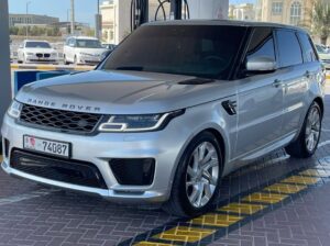 Range Rover sport SE 2019 in good condition