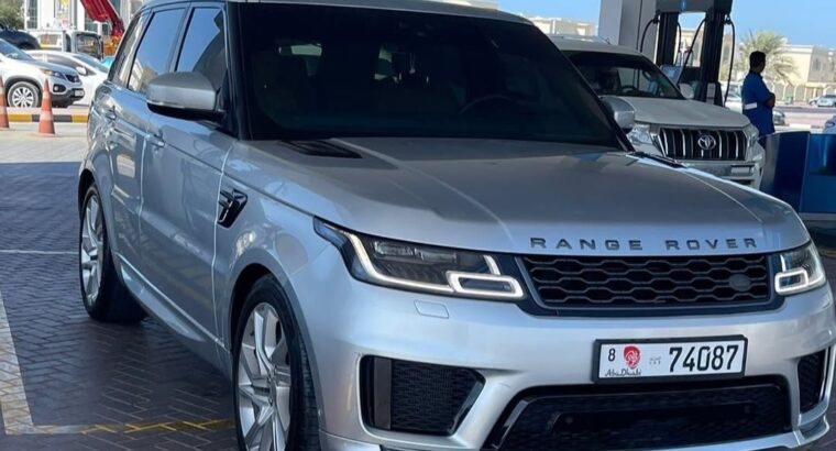 Range Rover sport SE 2019 in good condition