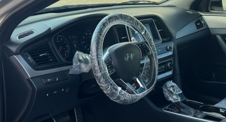Hyundai Sonata sport 2018 USA imported