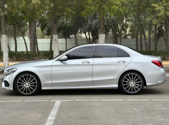 Mercedes C250 AMG full option 2017 Gcc