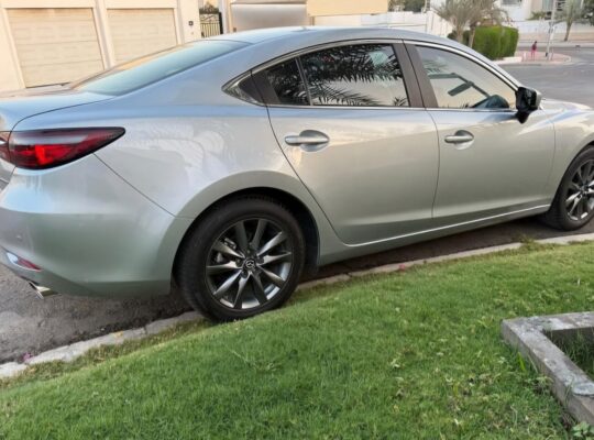 Mazda 6 Gcc 2.L full option 2023 for sale