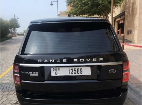 Range Rover vouge SE 2018 Gcc for sale