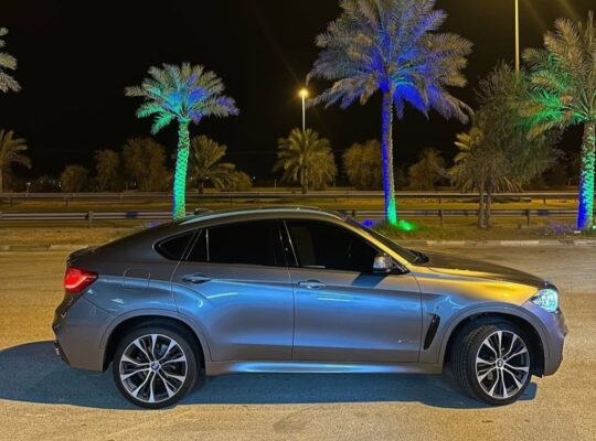 BMW X6 full option 2018 Gcc in perfect condition