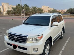 Toyota Land cruiser GXR 2013 Gcc for sale