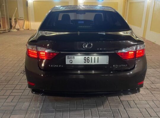 Lexus Es250 Gcc 2013 for sale