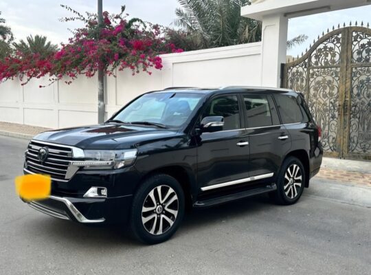 Toyota Land cruiser 2018 VXR full option Gcc