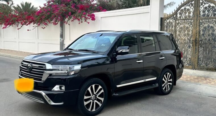 Toyota Land cruiser 2018 VXR full option Gcc