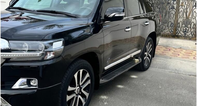 Toyota Land cruiser 2018 VXR full option Gcc