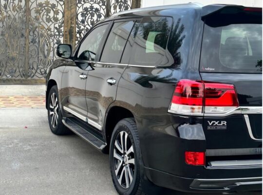 Toyota Land cruiser 2018 VXR full option Gcc