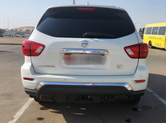 Nissan Pathfinder SL 2019 full option USA imported