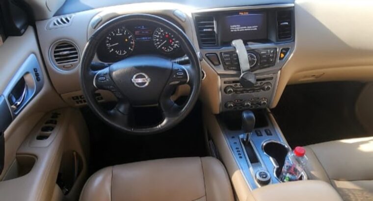 Nissan Pathfinder SL 2019 full option USA imported