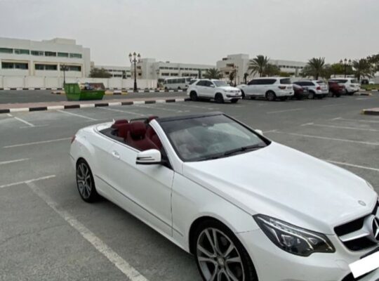 Mercedes E200 coupe 2014 Gcc convertible for sale