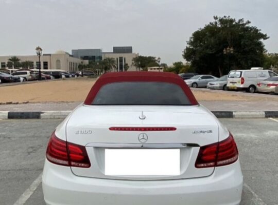 Mercedes E200 coupe 2014 Gcc convertible for sale