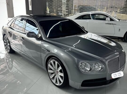 Bentley Flying spur 2015 Gcc for sale