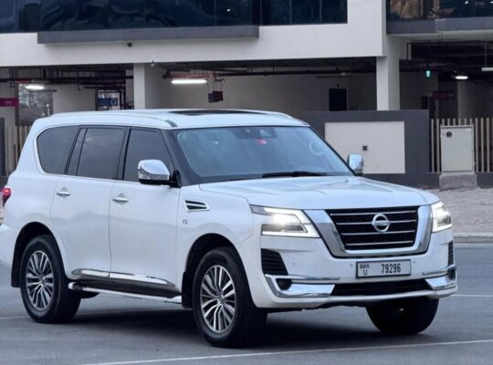 Nissan patrol 2021 v6 Gcc for sale