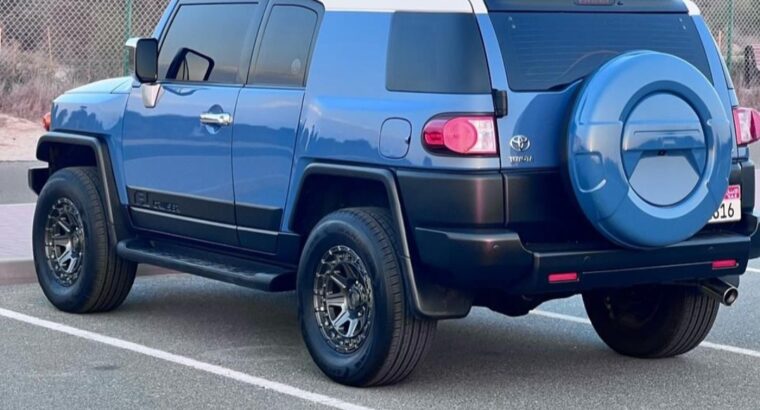 Toyota Fj cruiser 2012 Gcc in good condition