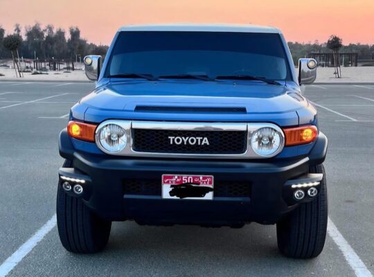 Toyota Fj cruiser 2012 Gcc in good condition