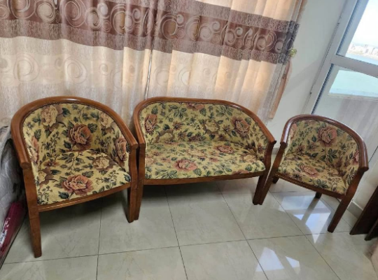 Sofa set in good condition for sale