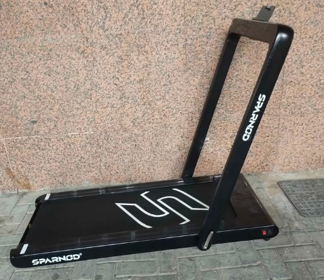 Sparnod treadmill like new for sale